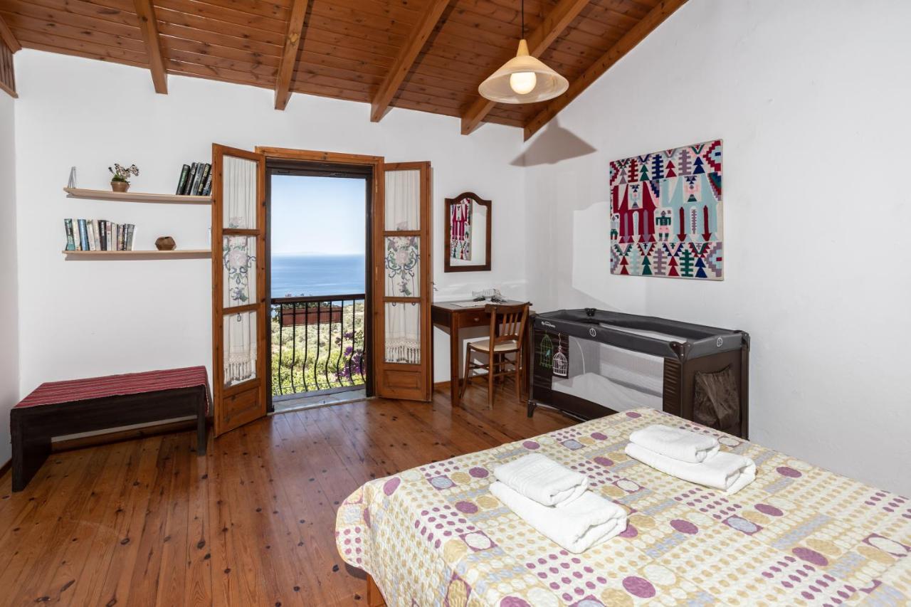 Manolis' House Villa Agia Paraskevi  Bagian luar foto