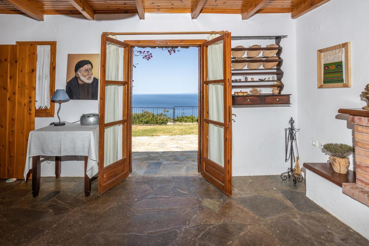Manolis' House Villa Agia Paraskevi  Bagian luar foto